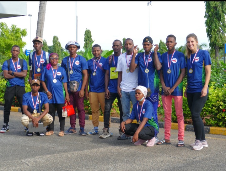 Sport : Shifininkio-Ultimate frisbee de retour au pays avec des médailles ￼